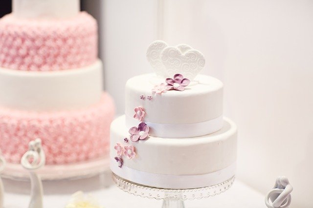 Kue Pernikahan (Foto: Pixabay)
